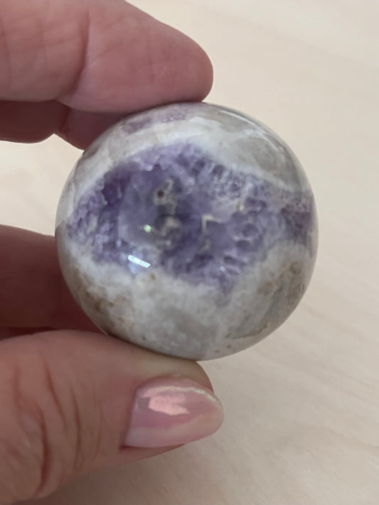 Agate inclusion Améthyste sphère 4cm 15eur