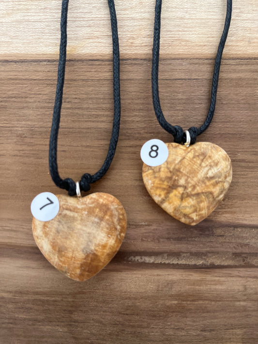 Collier Palo-Santo forme cœur  13eur